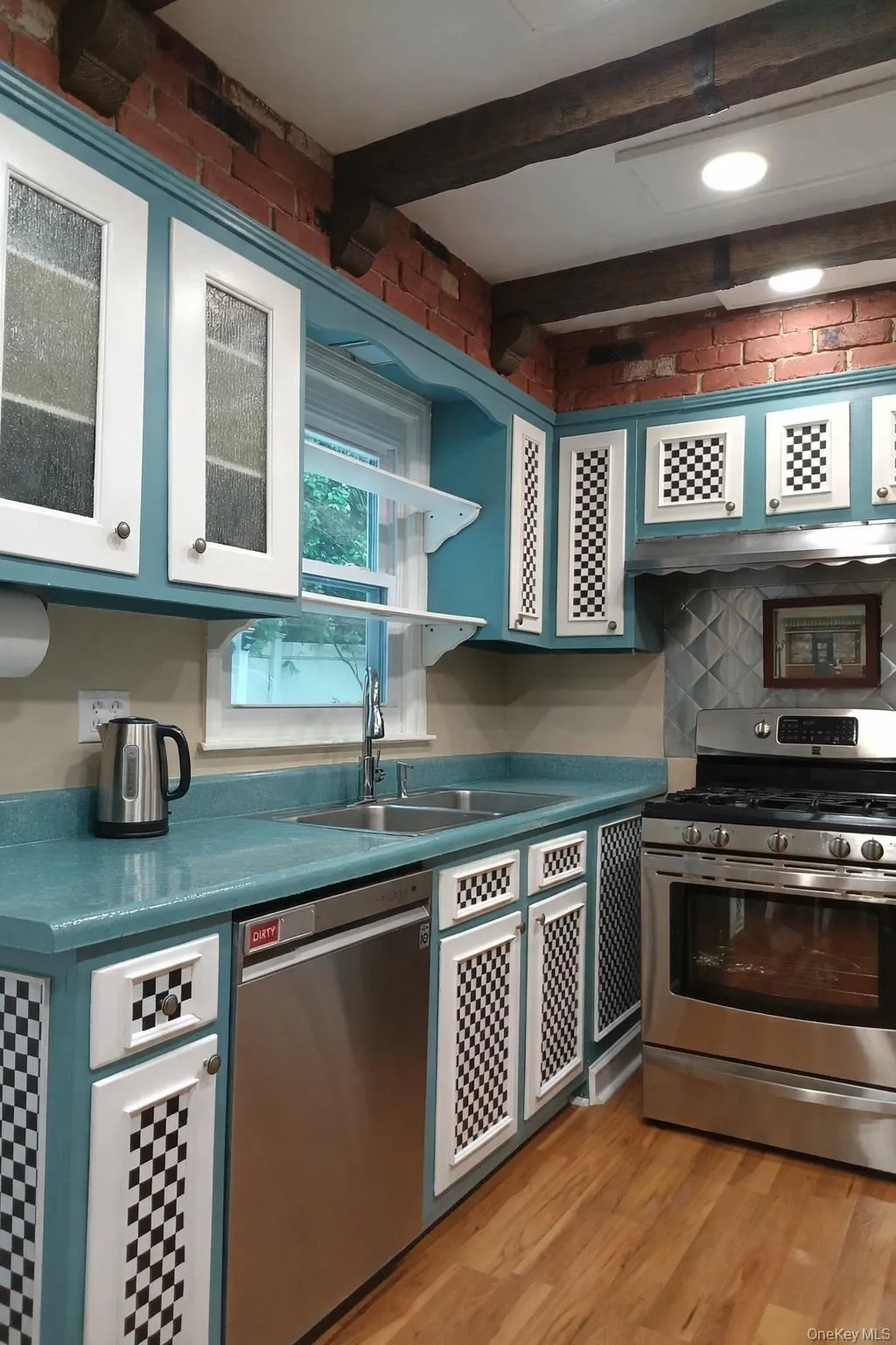1155 Webster Avenue, New Rochelle, NY, 4 Bedrooms Bedrooms, 16 Rooms Rooms,4 BathroomsBathrooms,Residential,For Rent,Webster,0,972348 1155 Webster Avenue, New Rochelle, NY, 4 Bedrooms Bedrooms, 16 Rooms Rooms,4 BathroomsBathrooms,Residential,For Rent,Webster,0,972348