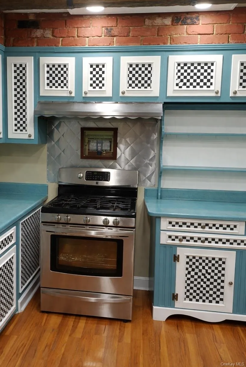 1155 Webster Avenue, New Rochelle, NY, 4 Bedrooms Bedrooms, 16 Rooms Rooms,4 BathroomsBathrooms,Residential,For Rent,Webster,0,972348 1155 Webster Avenue, New Rochelle, NY, 4 Bedrooms Bedrooms, 16 Rooms Rooms,4 BathroomsBathrooms,Residential,For Rent,Webster,0,972348