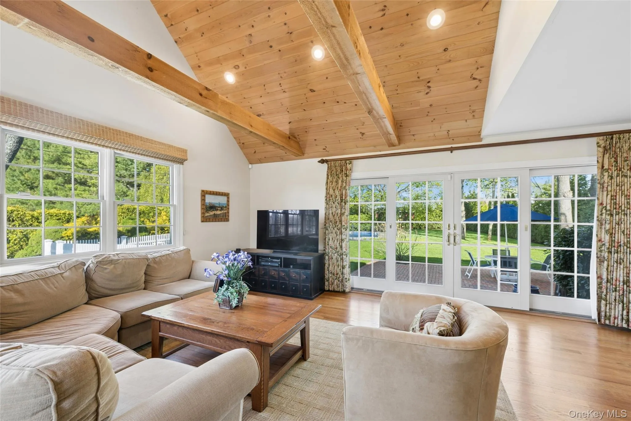 8 Ketcham Avenue, Southampton, NY, 3 Bedrooms Bedrooms, 8 Rooms Rooms,2 BathroomsBathrooms,Residential,For Rent,Ketcham,0,972354 8 Ketcham Avenue, Southampton, NY, 3 Bedrooms Bedrooms, 8 Rooms Rooms,2 BathroomsBathrooms,Residential,For Rent,Ketcham,0,972354
