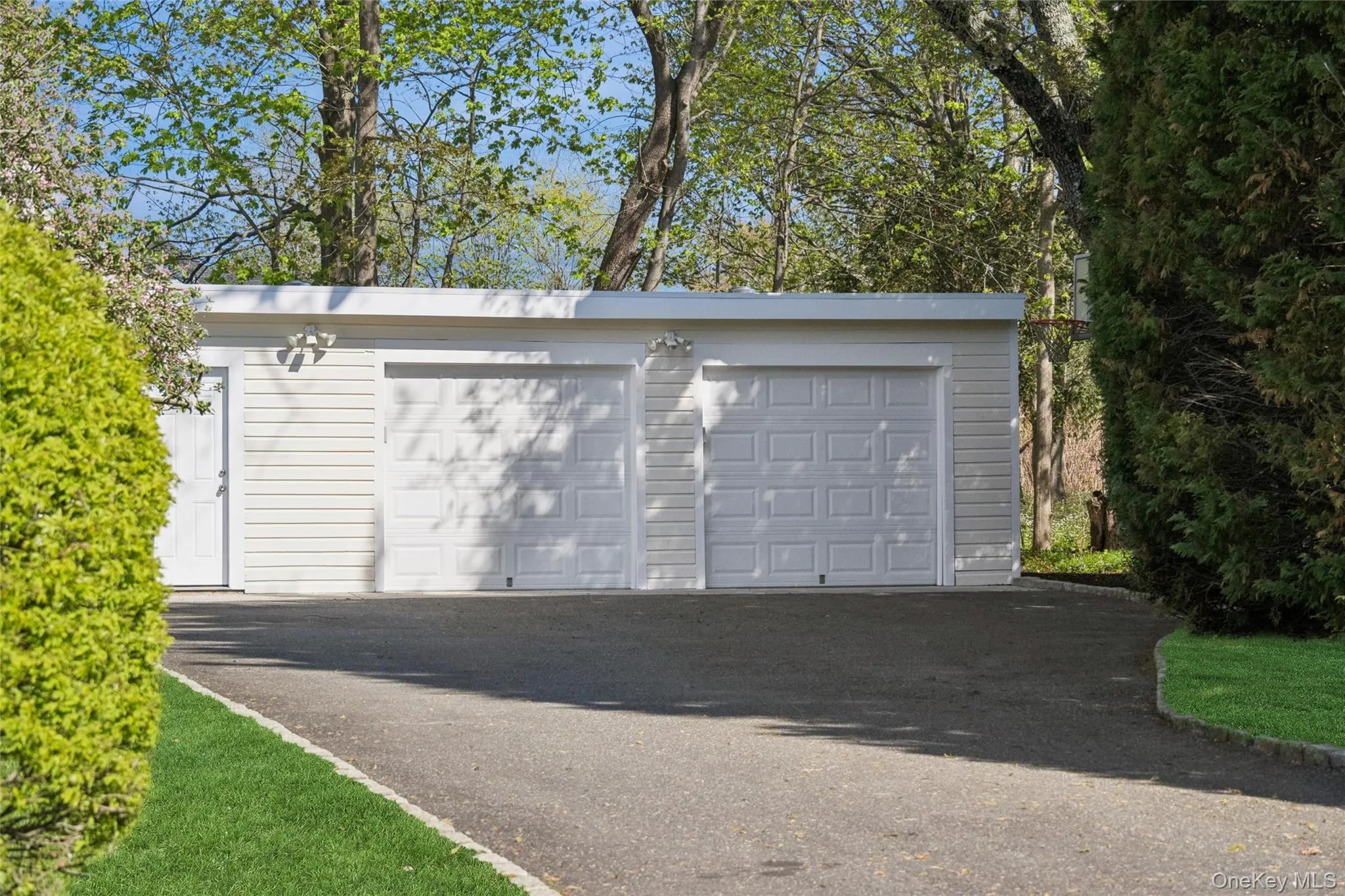 8 Ketcham Avenue, Southampton, NY, 3 Bedrooms Bedrooms, 8 Rooms Rooms,2 BathroomsBathrooms,Residential,For Rent,Ketcham,0,972354 8 Ketcham Avenue, Southampton, NY, 3 Bedrooms Bedrooms, 8 Rooms Rooms,2 BathroomsBathrooms,Residential,For Rent,Ketcham,0,972354