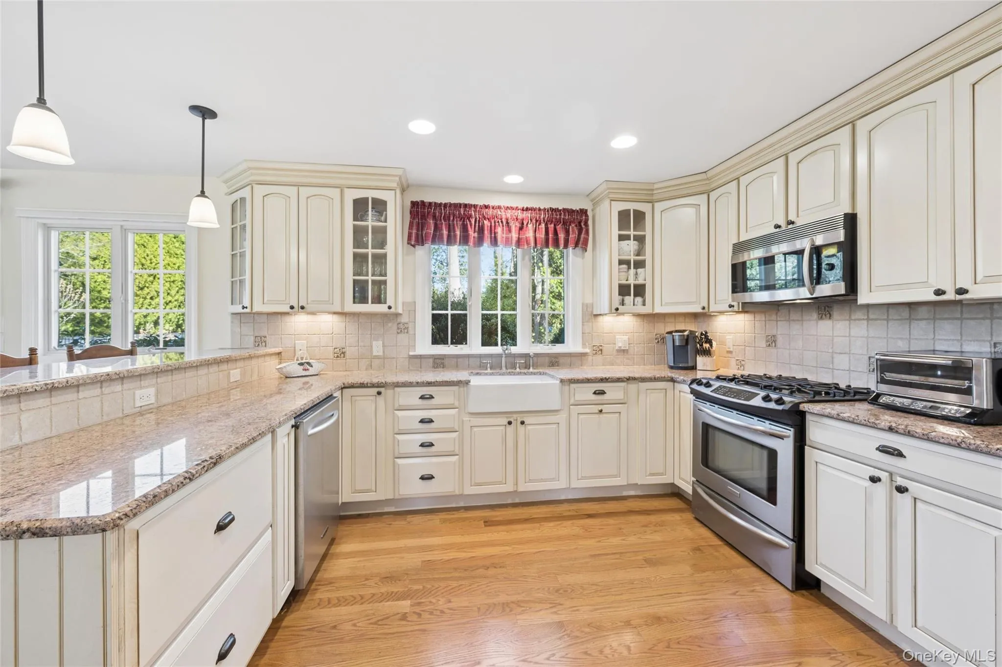 8 Ketcham Avenue, Southampton, NY, 3 Bedrooms Bedrooms, 8 Rooms Rooms,2 BathroomsBathrooms,Residential,For Rent,Ketcham,0,972354 8 Ketcham Avenue, Southampton, NY, 3 Bedrooms Bedrooms, 8 Rooms Rooms,2 BathroomsBathrooms,Residential,For Rent,Ketcham,0,972354