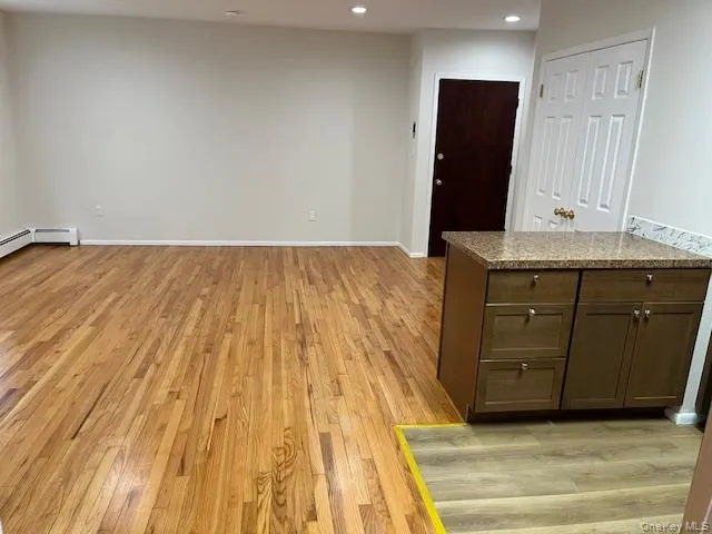 161B Main Street Main Street, North Hempstead, NY, 2 Bedrooms Bedrooms, 4 Rooms Rooms,1 BathroomBathrooms,Residential Lease,For Rent,Main Street,0,972366 161B Main Street Main Street, North Hempstead, NY, 2 Bedrooms Bedrooms, 4 Rooms Rooms,1 BathroomBathrooms,Residential Lease,For Rent,Main Street,0,972366