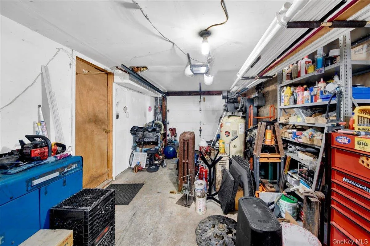 32 Highland Avenue, Warwick (town), NY, 3 Bedrooms Bedrooms, 8 Rooms Rooms,2 BathroomsBathrooms,Residential,For Rent,Highland,0,972375 32 Highland Avenue, Warwick (town), NY, 3 Bedrooms Bedrooms, 8 Rooms Rooms,2 BathroomsBathrooms,Residential,For Rent,Highland,0,972375