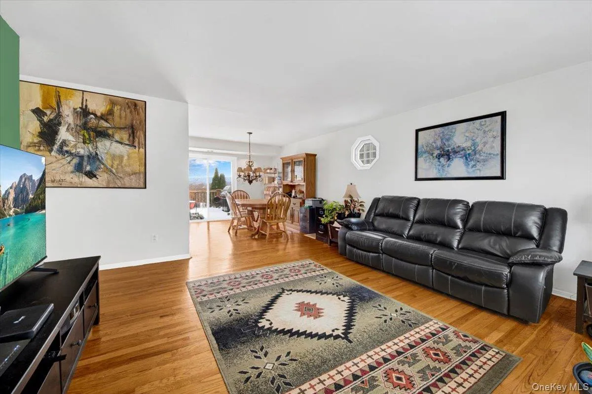 32 Highland Avenue, Warwick (town), NY, 3 Bedrooms Bedrooms, 8 Rooms Rooms,2 BathroomsBathrooms,Residential,For Rent,Highland,0,972375 32 Highland Avenue, Warwick (town), NY, 3 Bedrooms Bedrooms, 8 Rooms Rooms,2 BathroomsBathrooms,Residential,For Rent,Highland,0,972375
