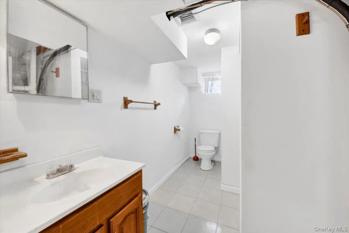 32 Highland Avenue, Warwick (town), NY, 3 Bedrooms Bedrooms, 8 Rooms Rooms,2 BathroomsBathrooms,Residential,For Rent,Highland,0,972375 32 Highland Avenue, Warwick (town), NY, 3 Bedrooms Bedrooms, 8 Rooms Rooms,2 BathroomsBathrooms,Residential,For Rent,Highland,0,972375