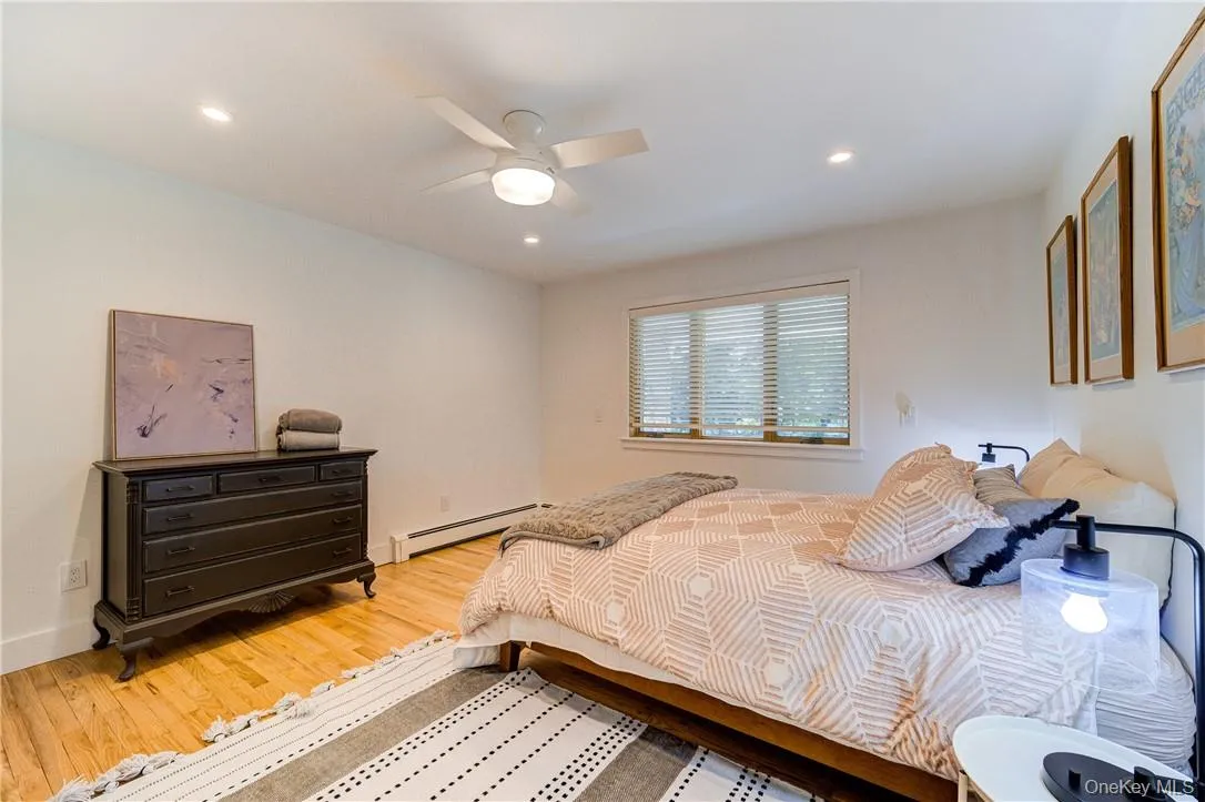 90 Onderdonk Road, Warwick (town), NY, 3 Bedrooms Bedrooms, 8 Rooms Rooms,2 BathroomsBathrooms,Residential,For Rent,Onderdonk,0,972385 90 Onderdonk Road, Warwick (town), NY, 3 Bedrooms Bedrooms, 8 Rooms Rooms,2 BathroomsBathrooms,Residential,For Rent,Onderdonk,0,972385