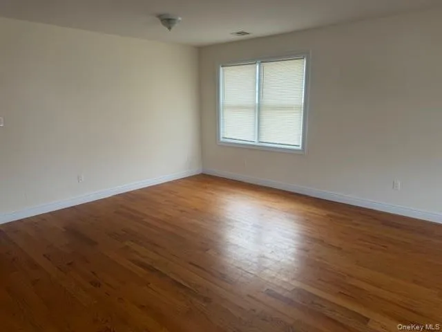191 Jefferson Avenue, North Hempstead, NY, 3 Bedrooms Bedrooms, 6 Rooms Rooms,2 BathroomsBathrooms,Residential Lease,For Rent,Jefferson,0,972387 191 Jefferson Avenue, North Hempstead, NY, 3 Bedrooms Bedrooms, 6 Rooms Rooms,2 BathroomsBathrooms,Residential Lease,For Rent,Jefferson,0,972387