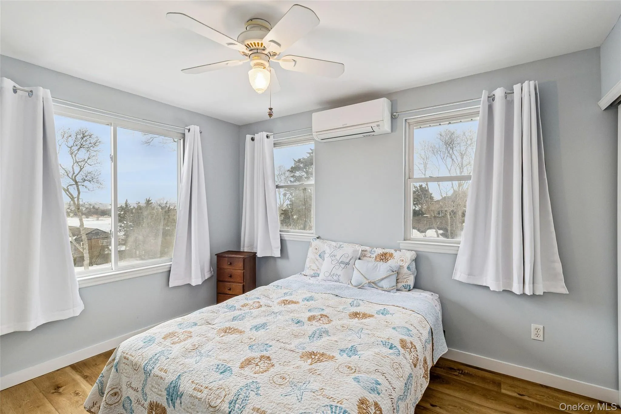 80 Louse Point, East Hampton, NY, 4 Bedrooms Bedrooms, 6 Rooms Rooms,2 BathroomsBathrooms,Residential Lease,For Rent,Louse Point,0,972434 80 Louse Point, East Hampton, NY, 4 Bedrooms Bedrooms, 6 Rooms Rooms,2 BathroomsBathrooms,Residential Lease,For Rent,Louse Point,0,972434