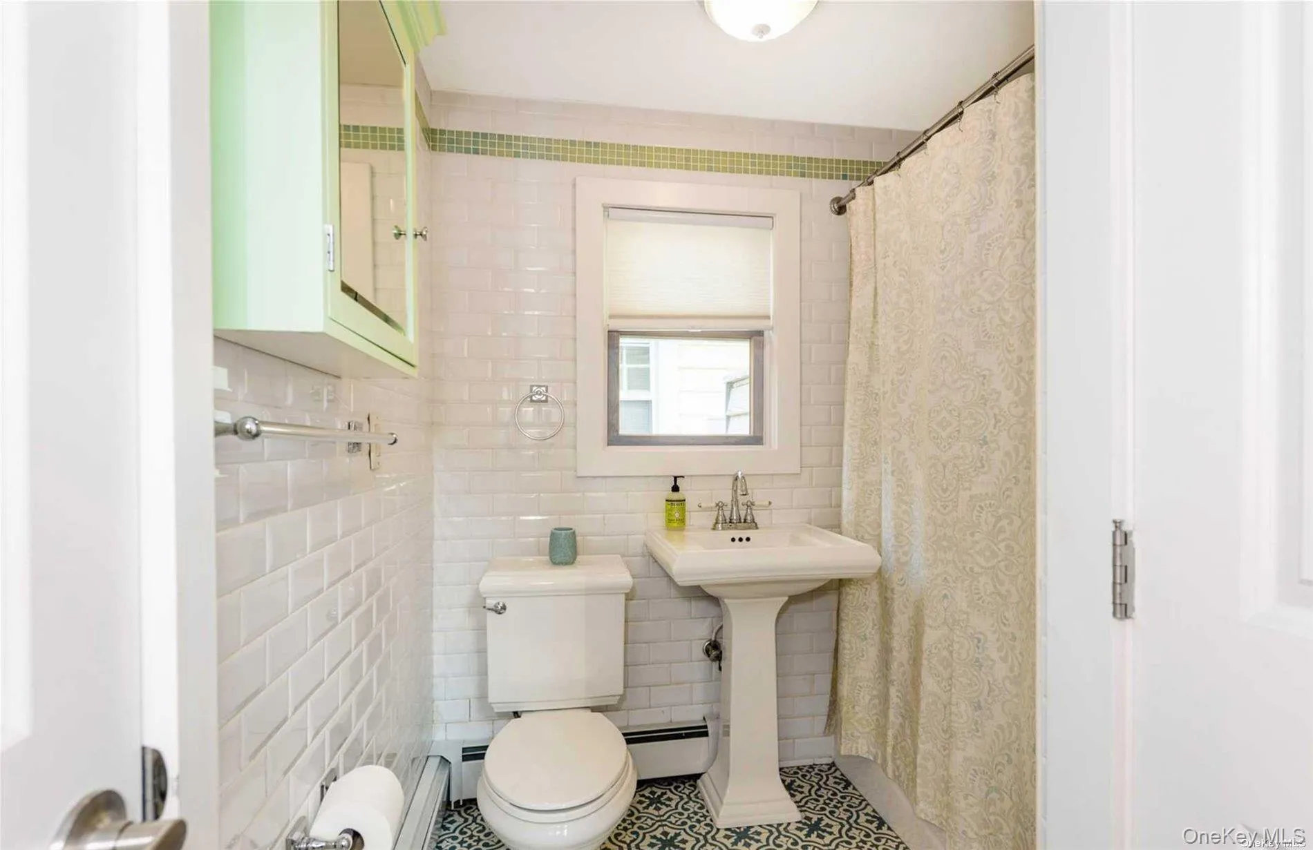 96 Coronado Street, Hempstead, NY, 4 Bedrooms Bedrooms, 7 Rooms Rooms,2 BathroomsBathrooms,Residential Lease,For Rent,Coronado,0,972442 96 Coronado Street, Hempstead, NY, 4 Bedrooms Bedrooms, 7 Rooms Rooms,2 BathroomsBathrooms,Residential Lease,For Rent,Coronado,0,972442