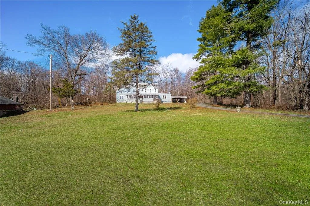 3300 Sq Ft Duplex on 1.40 acres part of bundle and included in the price. See MLS #972473 3300 Sq Ft Duplex on 1.40 acres part of bundle and included in the price. See MLS #972473