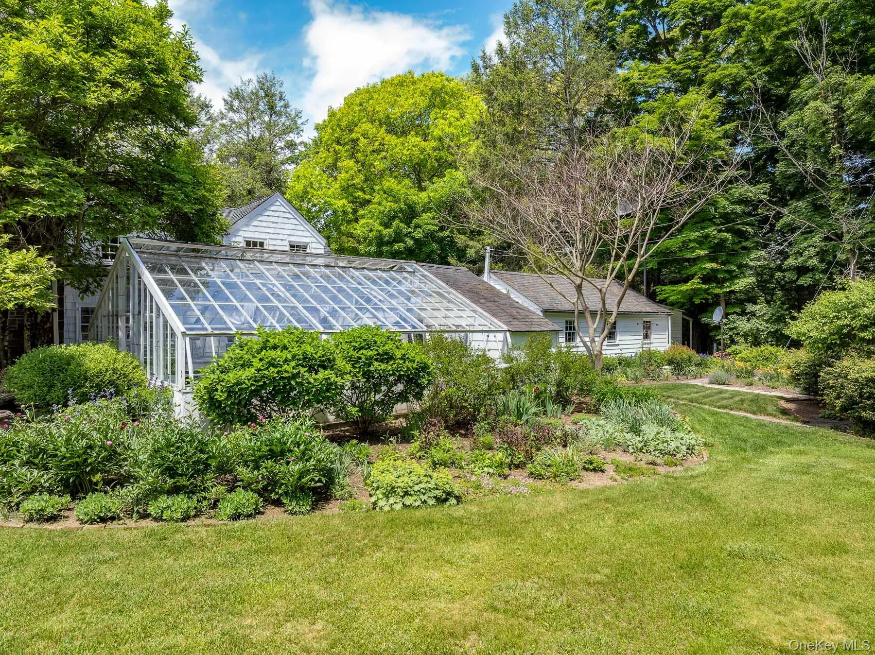 11 Fostertown Road, Newburgh (town), NY, 5 Bedrooms Bedrooms, 12 Rooms Rooms,5 BathroomsBathrooms,Residential,For Rent,Fostertown,0,KEY972449 11 Fostertown Road, Newburgh (town), NY, 5 Bedrooms Bedrooms, 12 Rooms Rooms,5 BathroomsBathrooms,Residential,For Rent,Fostertown,0,KEY972449
