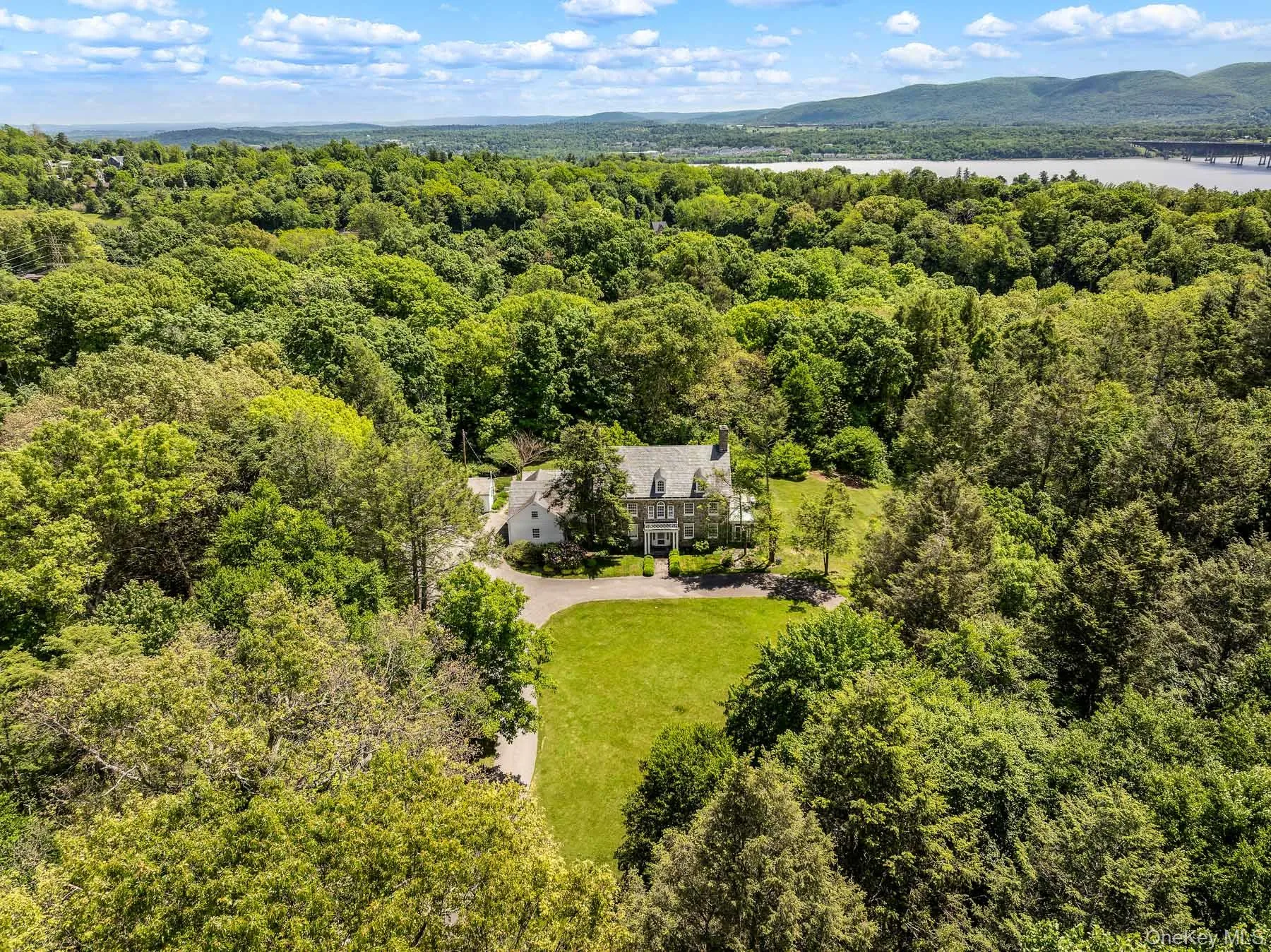 11 Fostertown Road, Newburgh (town), NY, 5 Bedrooms Bedrooms, 12 Rooms Rooms,5 BathroomsBathrooms,Residential,For Rent,Fostertown,0,KEY972449 11 Fostertown Road, Newburgh (town), NY, 5 Bedrooms Bedrooms, 12 Rooms Rooms,5 BathroomsBathrooms,Residential,For Rent,Fostertown,0,KEY972449