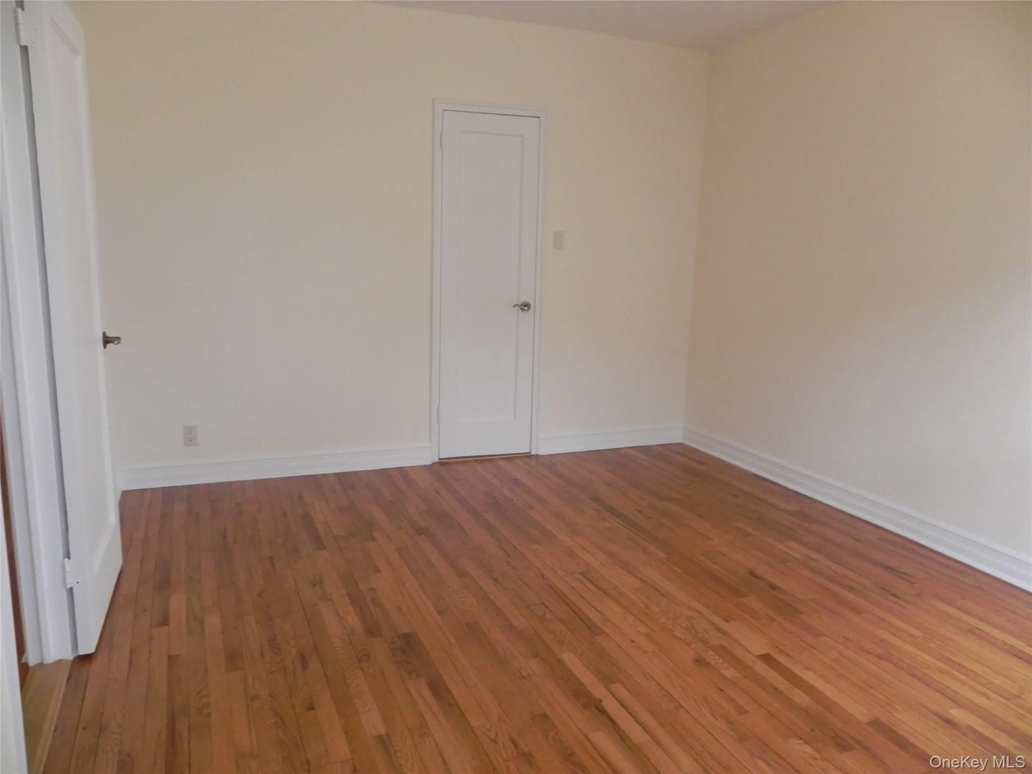 Alternate view Alternate view