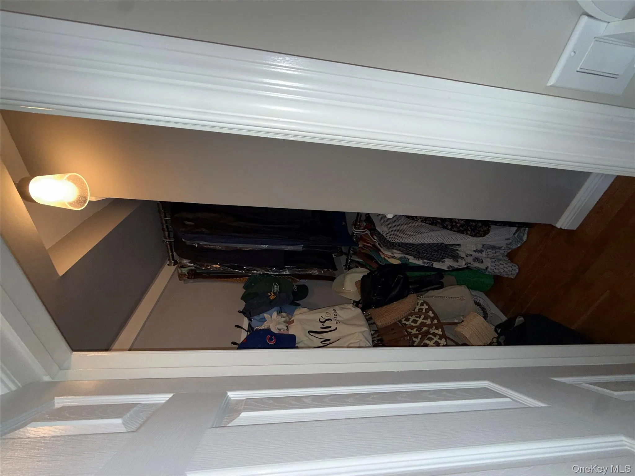 16 Minkel Road, Ossining, NY, 4 Bedrooms Bedrooms, 9 Rooms Rooms,3 BathroomsBathrooms,Residential Lease,For Rent,Minkel,0,972467 16 Minkel Road, Ossining, NY, 4 Bedrooms Bedrooms, 9 Rooms Rooms,3 BathroomsBathrooms,Residential Lease,For Rent,Minkel,0,972467