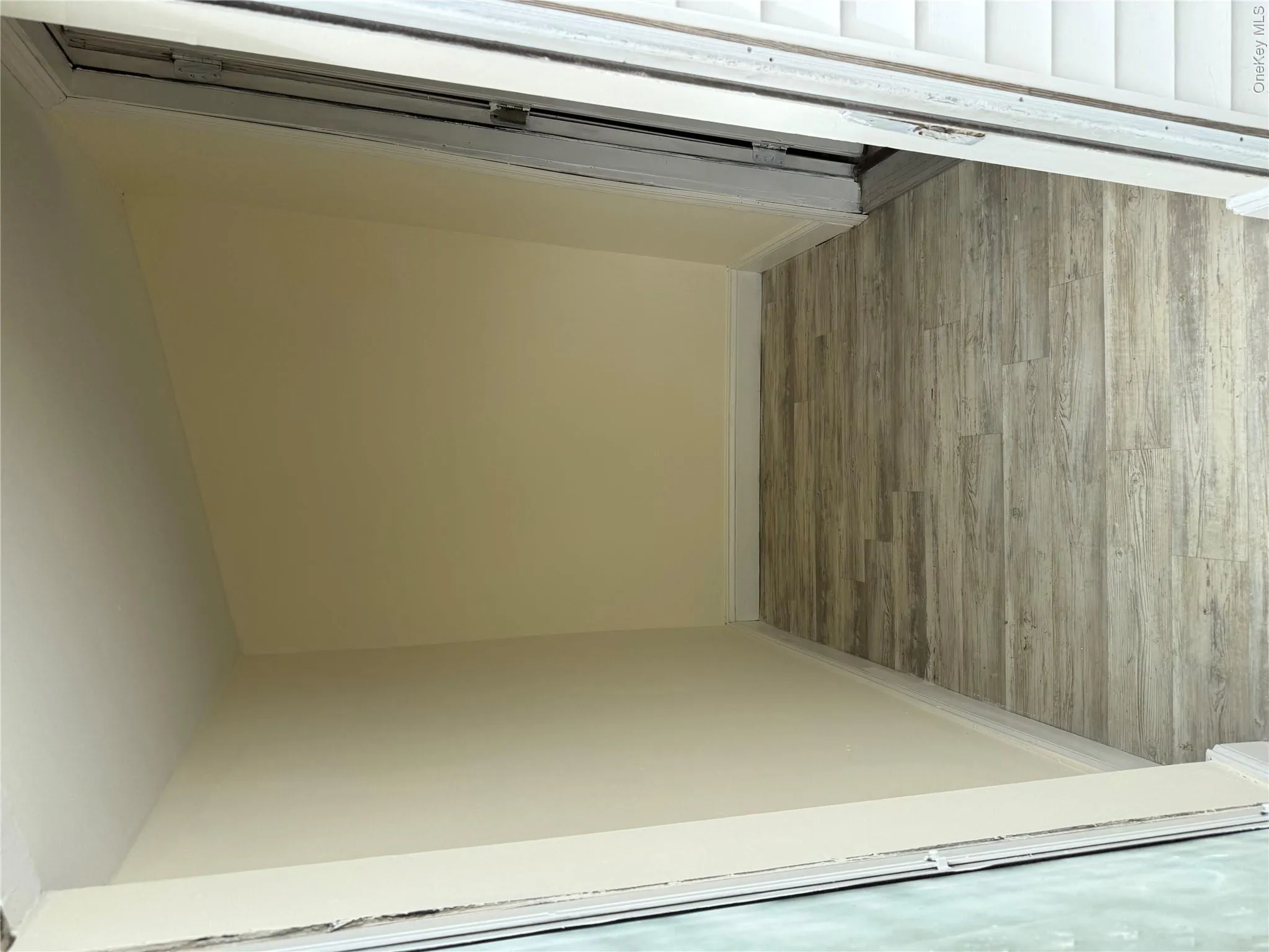 173 Canal Road, Brookhaven, NY, 1 Bedroom Bedrooms, 3 Rooms Rooms,1 BathroomBathrooms,Residential Lease,For Rent,Canal,0,972471 173 Canal Road, Brookhaven, NY, 1 Bedroom Bedrooms, 3 Rooms Rooms,1 BathroomBathrooms,Residential Lease,For Rent,Canal,0,972471