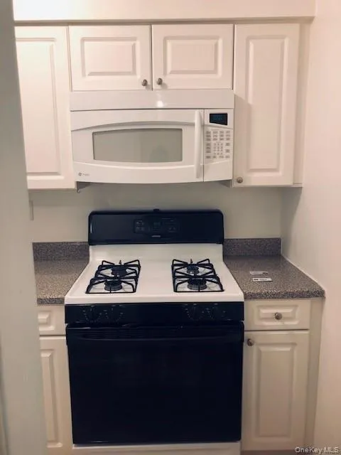 5 Brevoort Drive, Haverstraw, NY, ,1 BathroomBathrooms,Residential Lease,For Rent,Brevoort,0,972474 5 Brevoort Drive, Haverstraw, NY, ,1 BathroomBathrooms,Residential Lease,For Rent,Brevoort,0,972474