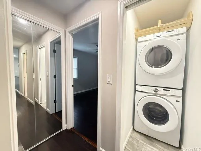 with washer/dryer with washer/dryer
