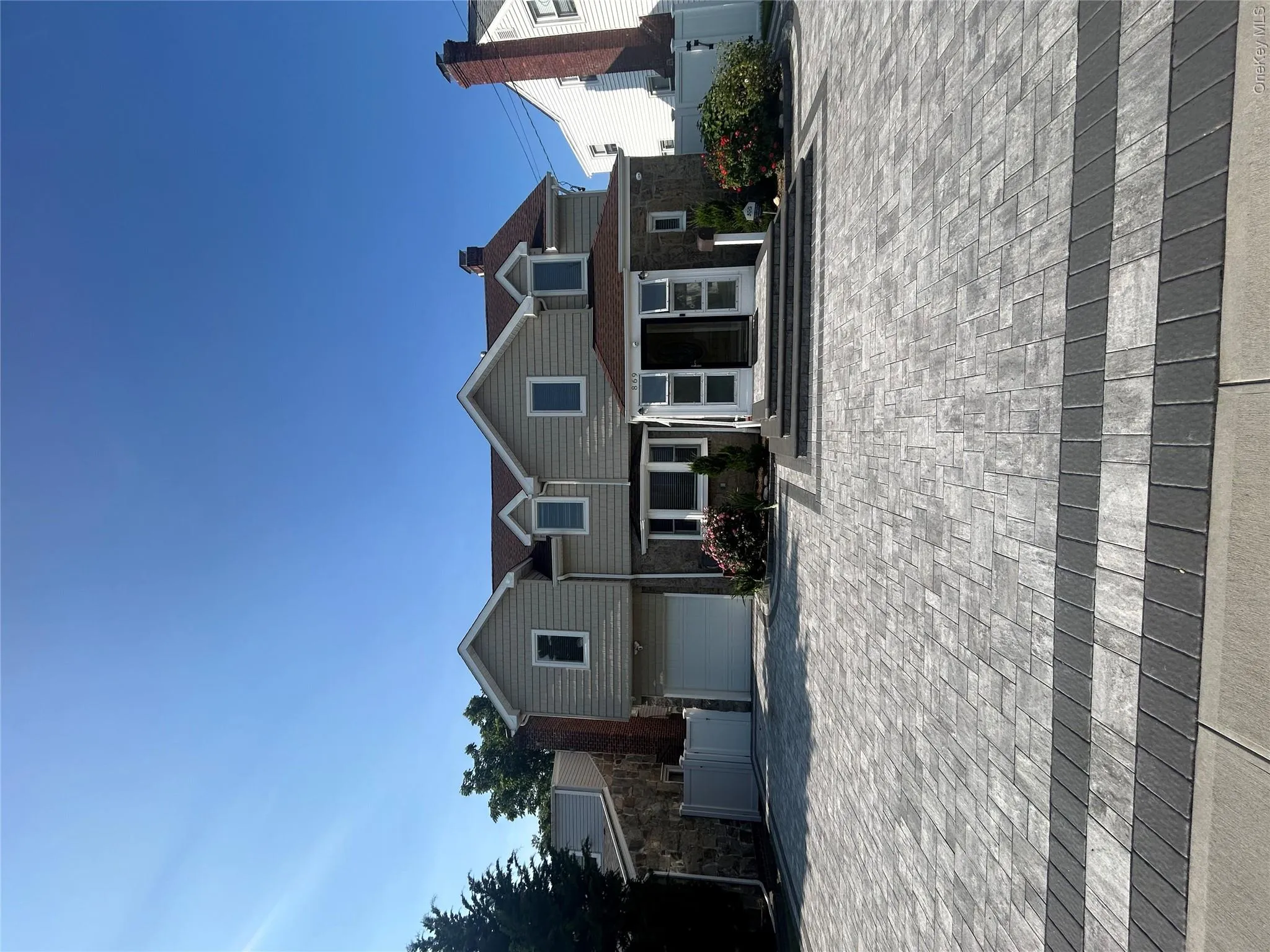 869 De Mott Avenue, Hempstead, NY, 4 Bedrooms Bedrooms, 7 Rooms Rooms,4 BathroomsBathrooms,Residential,For Rent,De Mott,0,972500 869 De Mott Avenue, Hempstead, NY, 4 Bedrooms Bedrooms, 7 Rooms Rooms,4 BathroomsBathrooms,Residential,For Rent,De Mott,0,972500