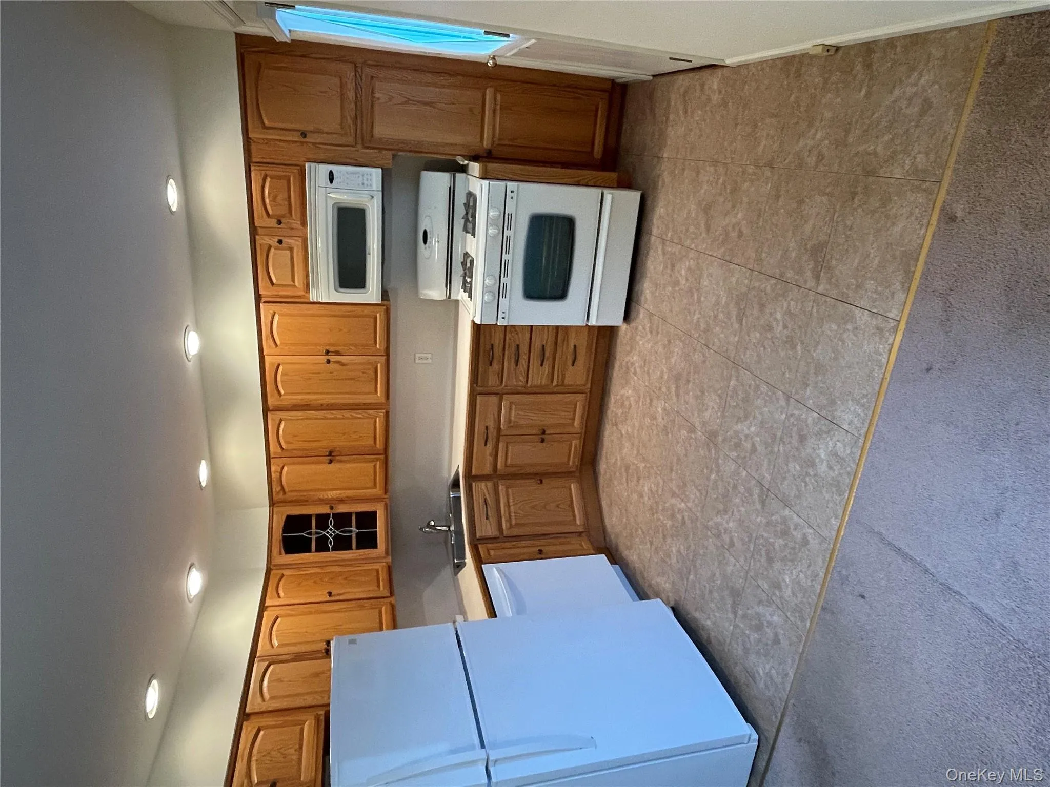 400 Foch Boulevard, North Hempstead, NY, 4 Bedrooms Bedrooms, 8 Rooms Rooms,1 BathroomBathrooms,Residential Lease,For Rent,Foch,0,972502 400 Foch Boulevard, North Hempstead, NY, 4 Bedrooms Bedrooms, 8 Rooms Rooms,1 BathroomBathrooms,Residential Lease,For Rent,Foch,0,972502