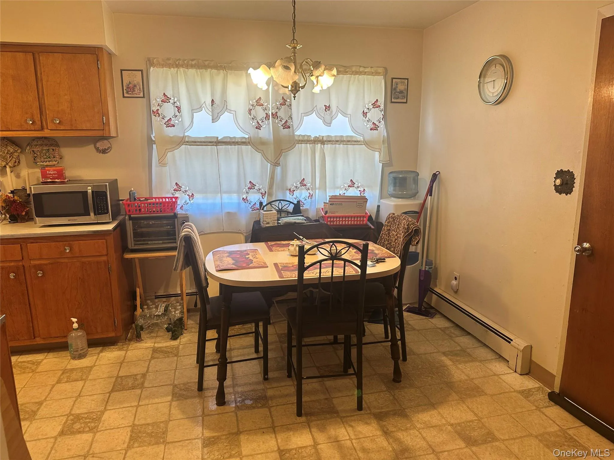 16400 County Road 48, Southold, NY, 3 Bedrooms Bedrooms, 7 Rooms Rooms,1 BathroomBathrooms,Residential,For Rent,County Road 48,0,972514 16400 County Road 48, Southold, NY, 3 Bedrooms Bedrooms, 7 Rooms Rooms,1 BathroomBathrooms,Residential,For Rent,County Road 48,0,972514
