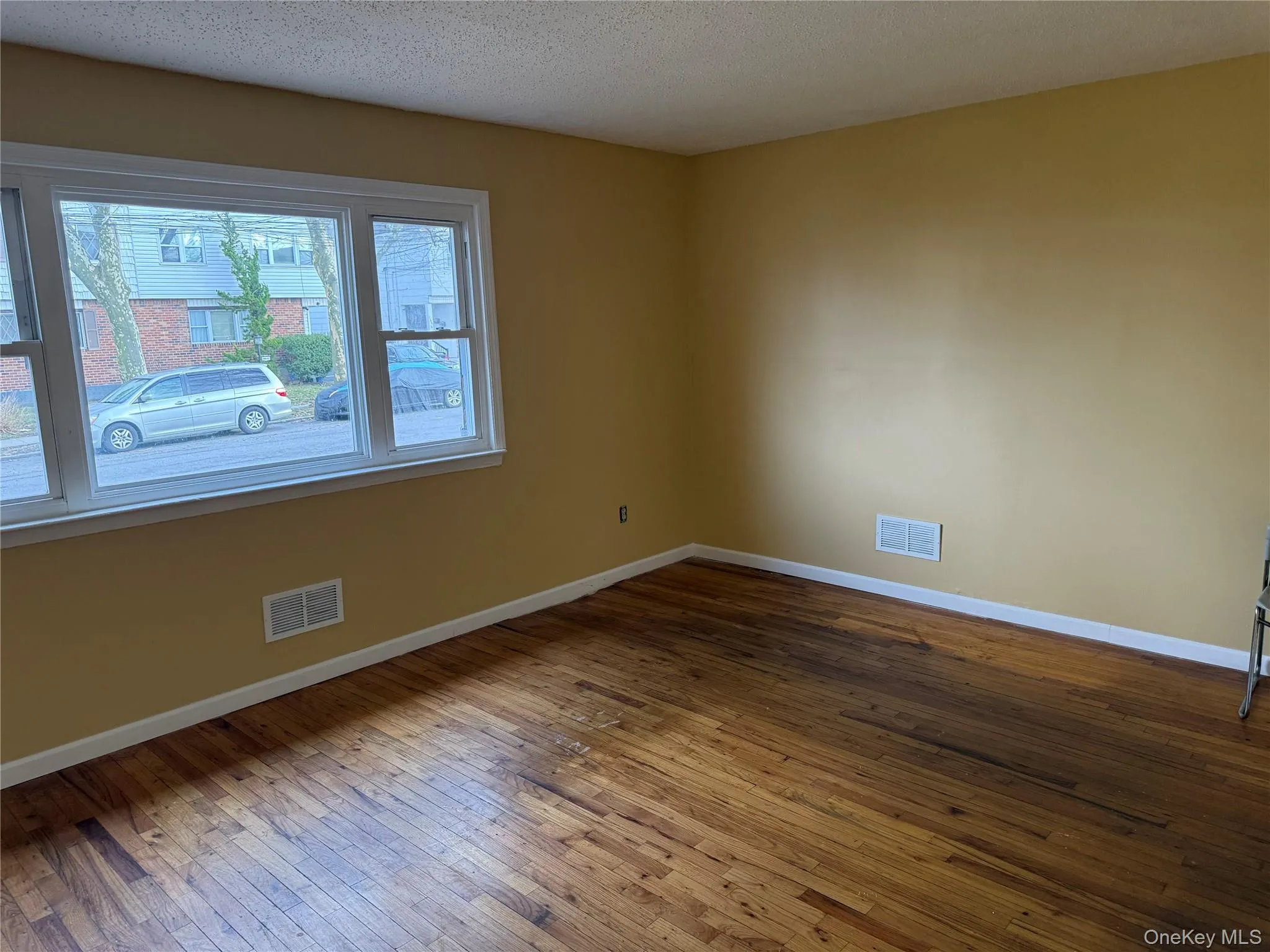 148-42 231St Street, New York, NY, 2 Bedrooms Bedrooms, 5 Rooms Rooms,1 BathroomBathrooms,Residential Lease,For Rent,231St,0,972521 148-42 231St Street, New York, NY, 2 Bedrooms Bedrooms, 5 Rooms Rooms,1 BathroomBathrooms,Residential Lease,For Rent,231St,0,972521