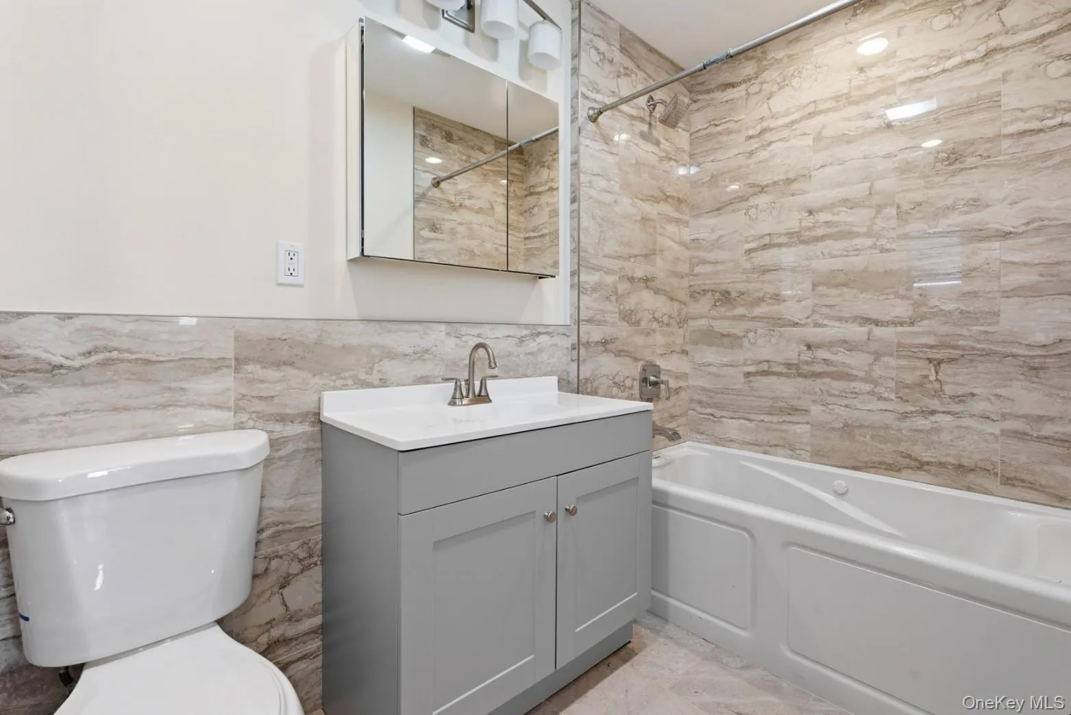 1374 Prospect Avenue, Hempstead, NY, 3 Bedrooms Bedrooms, 7 Rooms Rooms,3 BathroomsBathrooms,Residential Lease,For Rent,Prospect,0,972522 1374 Prospect Avenue, Hempstead, NY, 3 Bedrooms Bedrooms, 7 Rooms Rooms,3 BathroomsBathrooms,Residential Lease,For Rent,Prospect,0,972522