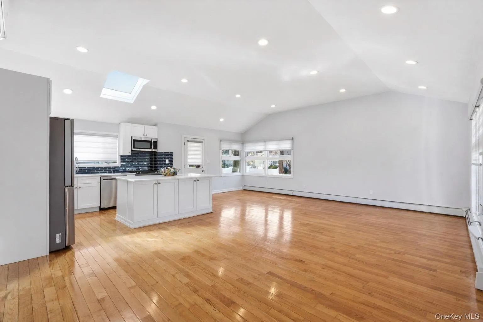 1374 Prospect Avenue, Hempstead, NY, 3 Bedrooms Bedrooms, 7 Rooms Rooms,3 BathroomsBathrooms,Residential Lease,For Rent,Prospect,0,972522 1374 Prospect Avenue, Hempstead, NY, 3 Bedrooms Bedrooms, 7 Rooms Rooms,3 BathroomsBathrooms,Residential Lease,For Rent,Prospect,0,972522