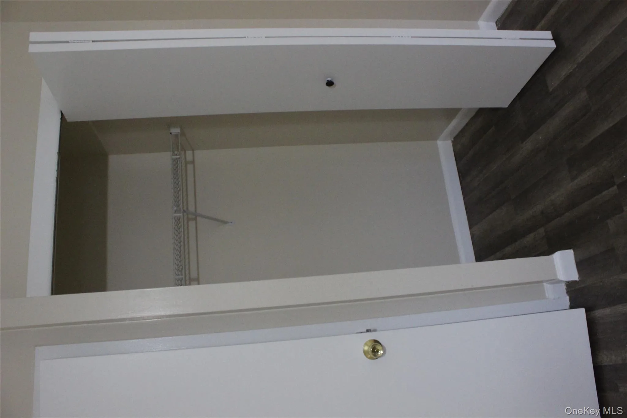 1468 Minford Place, New York, NY, 3 Bedrooms Bedrooms, 5 Rooms Rooms,1 BathroomBathrooms,Residential Lease,For Rent,Minford,0,972530 1468 Minford Place, New York, NY, 3 Bedrooms Bedrooms, 5 Rooms Rooms,1 BathroomBathrooms,Residential Lease,For Rent,Minford,0,972530