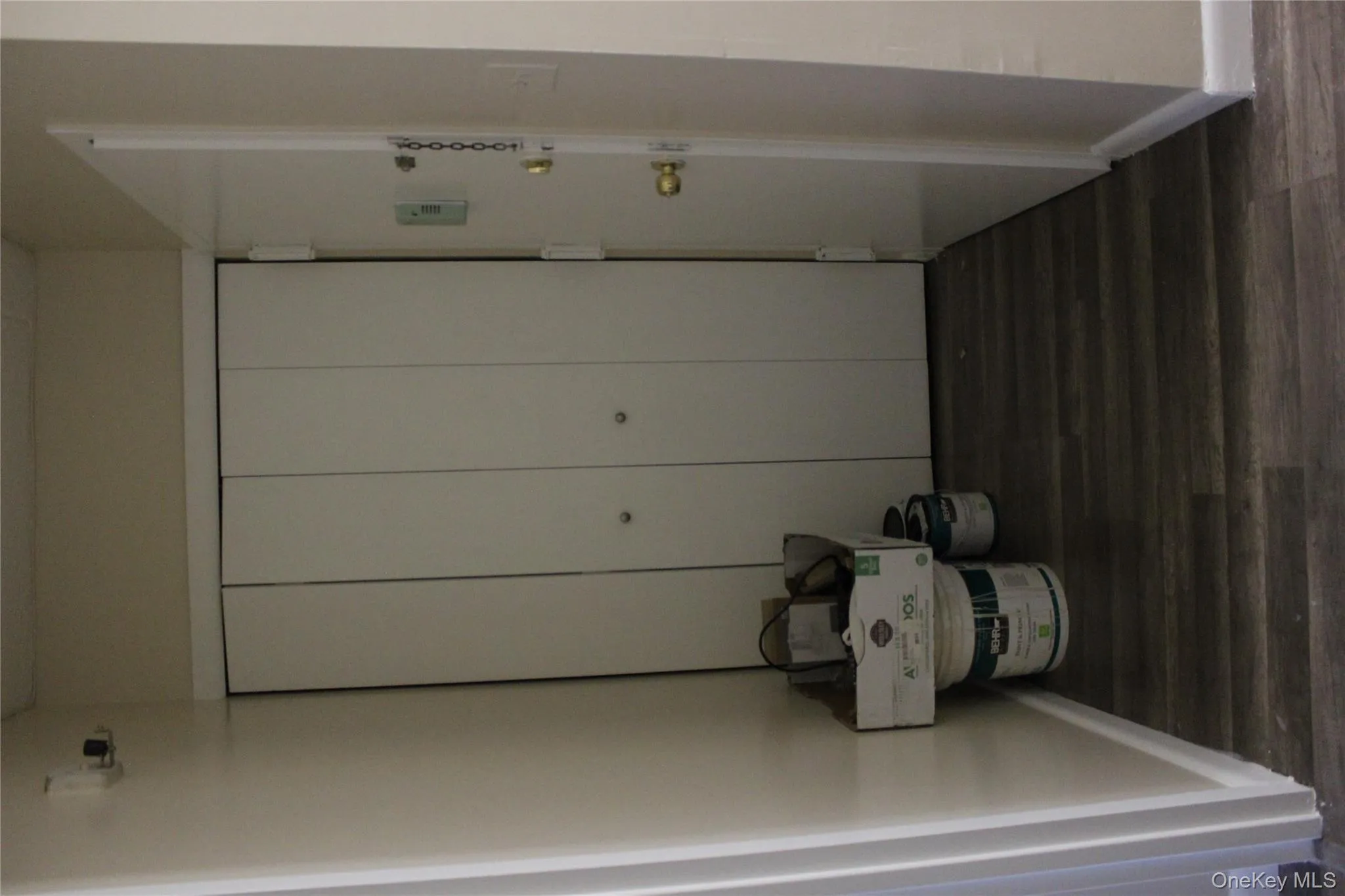 1468 Minford Place, New York, NY, 3 Bedrooms Bedrooms, 5 Rooms Rooms,1 BathroomBathrooms,Residential Lease,For Rent,Minford,0,972530 1468 Minford Place, New York, NY, 3 Bedrooms Bedrooms, 5 Rooms Rooms,1 BathroomBathrooms,Residential Lease,For Rent,Minford,0,972530