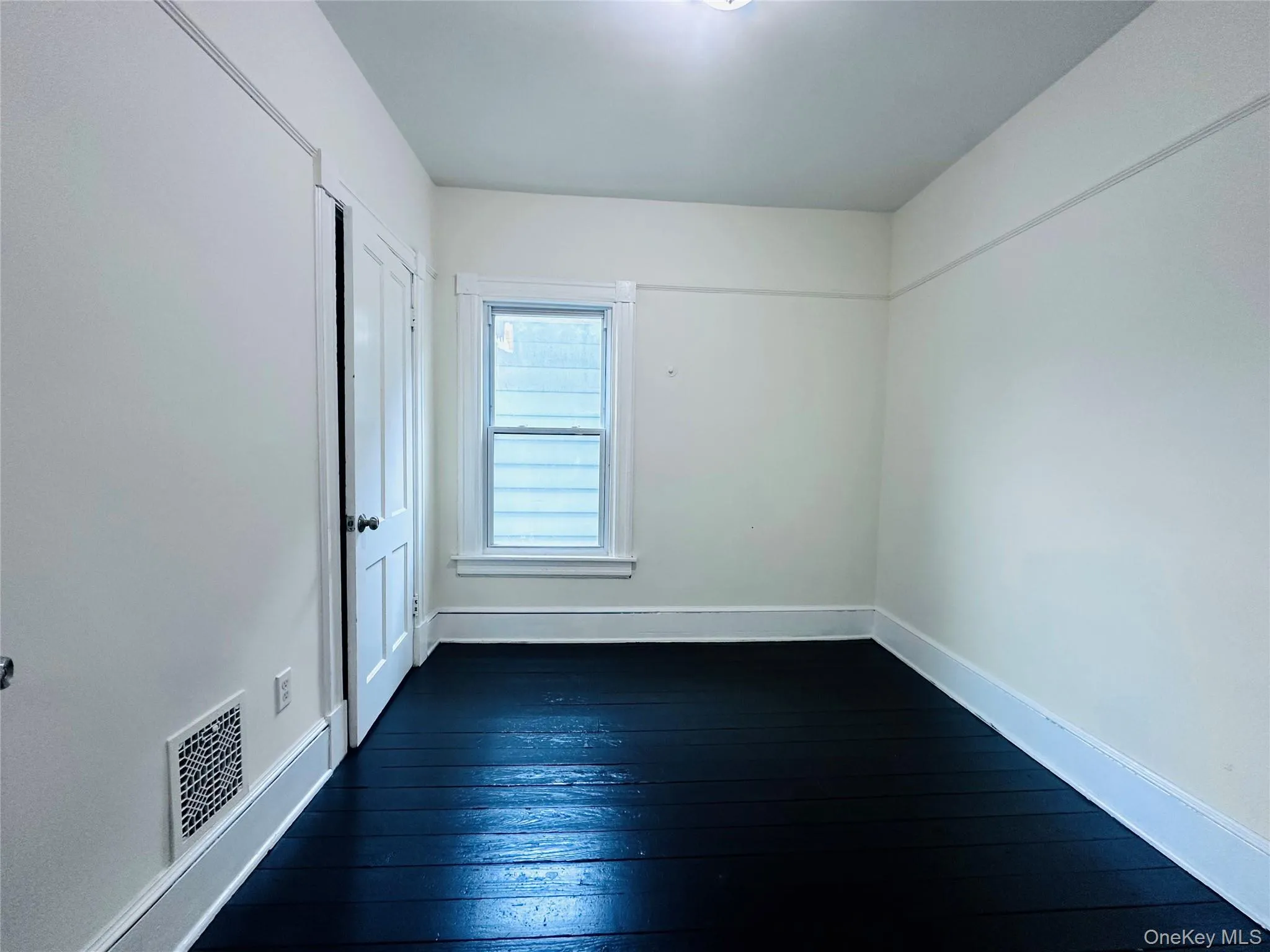 80 Hamilton Street, Poughkeepsie, NY, 3 Bedrooms Bedrooms, 5 Rooms Rooms,1 BathroomBathrooms,Residential Lease,For Rent,Hamilton,0,972531 80 Hamilton Street, Poughkeepsie, NY, 3 Bedrooms Bedrooms, 5 Rooms Rooms,1 BathroomBathrooms,Residential Lease,For Rent,Hamilton,0,972531