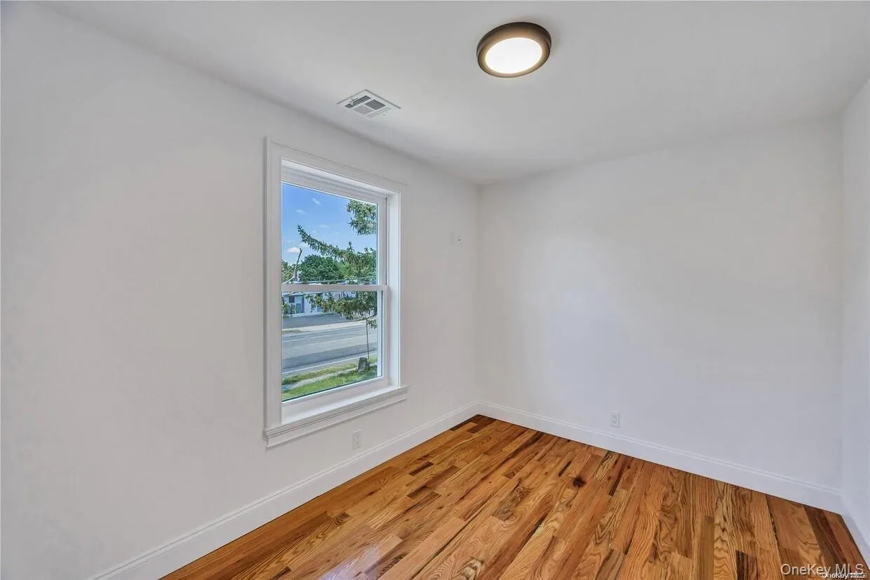 177 Waverly Avenue, Brookhaven, NY, 2 Bedrooms Bedrooms, 4 Rooms Rooms,1 BathroomBathrooms,Residential Lease,For Rent,Waverly,0,972535 177 Waverly Avenue, Brookhaven, NY, 2 Bedrooms Bedrooms, 4 Rooms Rooms,1 BathroomBathrooms,Residential Lease,For Rent,Waverly,0,972535
