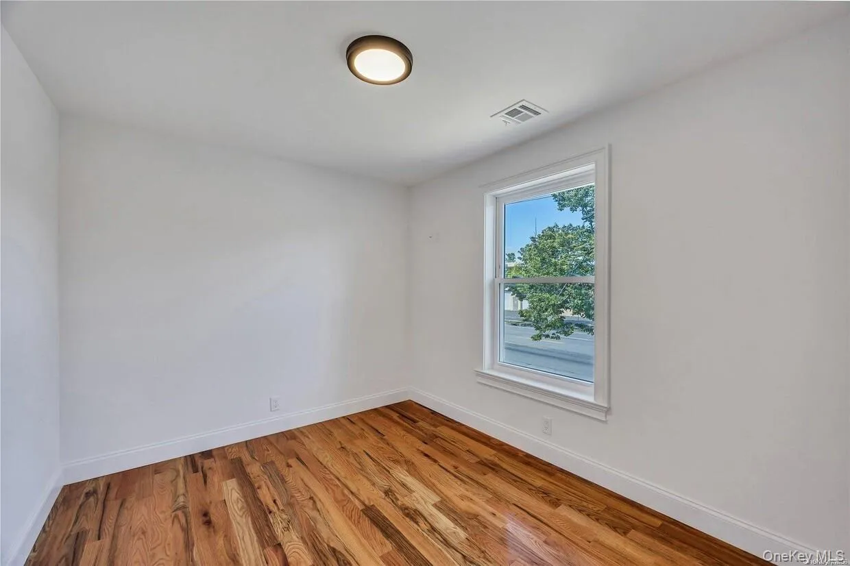 177 Waverly Avenue, Brookhaven, NY, 2 Bedrooms Bedrooms, 4 Rooms Rooms,1 BathroomBathrooms,Residential Lease,For Rent,Waverly,0,972535 177 Waverly Avenue, Brookhaven, NY, 2 Bedrooms Bedrooms, 4 Rooms Rooms,1 BathroomBathrooms,Residential Lease,For Rent,Waverly,0,972535