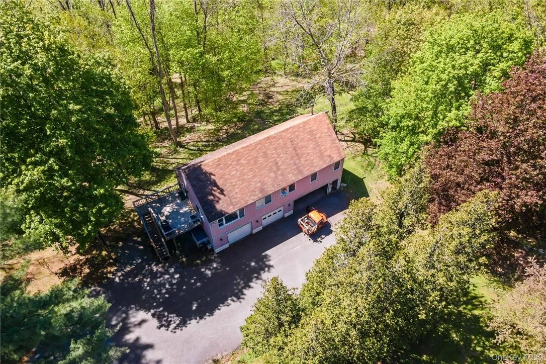 Caretaker's Cottage/Legal Accessory Building. 2-Bedroom, 2-Bathoom, Living Room, Kitchenette, Office/Den. Caretaker's Cottage/Legal Accessory Building. 2-Bedroom, 2-Bathoom, Living Room, Kitchenette, Office/Den.