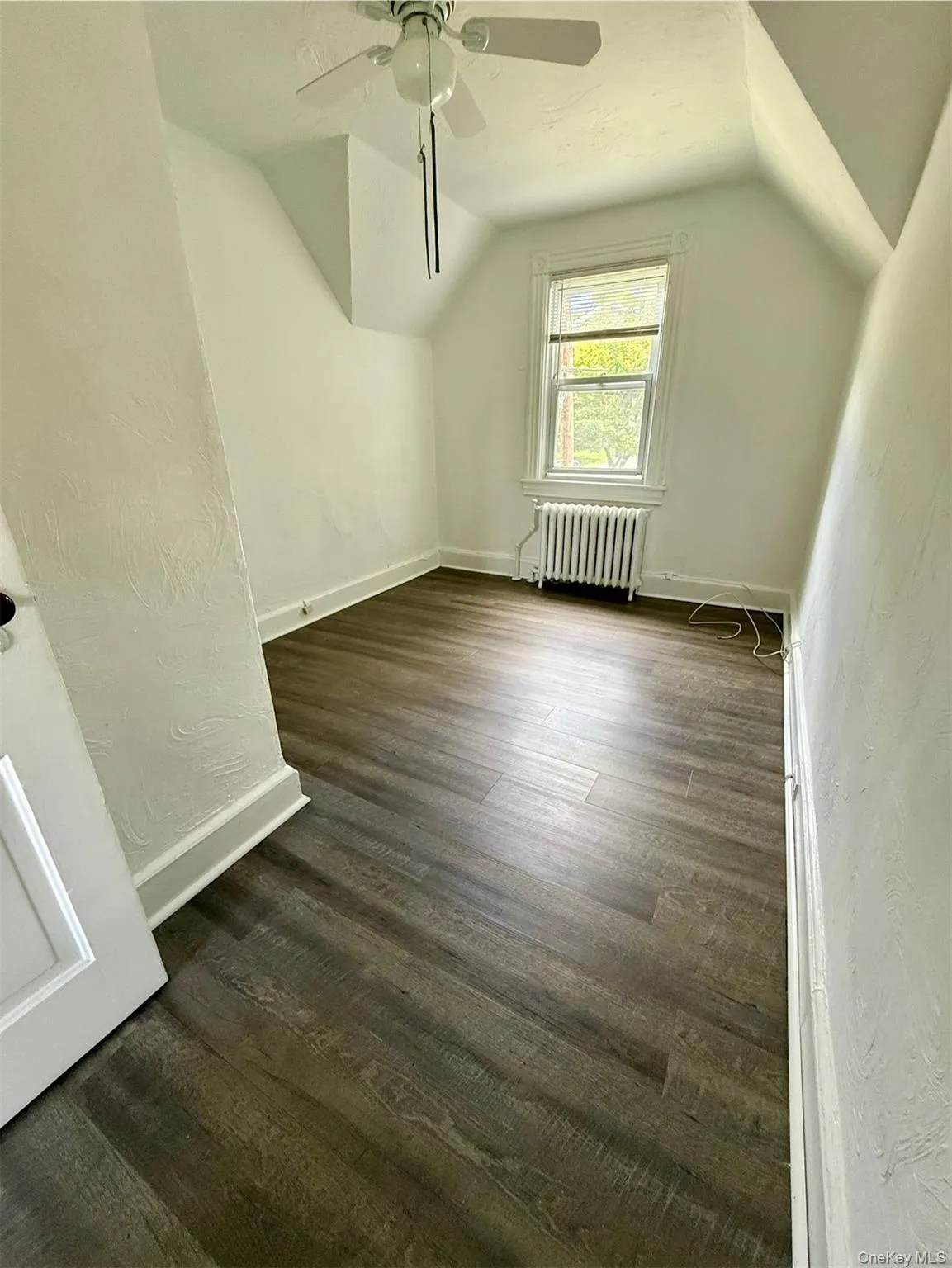 265 Mayflower Avenue, New Rochelle, NY, 2 Bedrooms Bedrooms, 5 Rooms Rooms,1 BathroomBathrooms,Residential Lease,For Rent,Mayflower,0,972542 265 Mayflower Avenue, New Rochelle, NY, 2 Bedrooms Bedrooms, 5 Rooms Rooms,1 BathroomBathrooms,Residential Lease,For Rent,Mayflower,0,972542