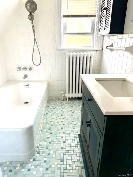 265 Mayflower Avenue, New Rochelle, NY, 2 Bedrooms Bedrooms, 5 Rooms Rooms,1 BathroomBathrooms,Residential Lease,For Rent,Mayflower,0,972542 265 Mayflower Avenue, New Rochelle, NY, 2 Bedrooms Bedrooms, 5 Rooms Rooms,1 BathroomBathrooms,Residential Lease,For Rent,Mayflower,0,972542