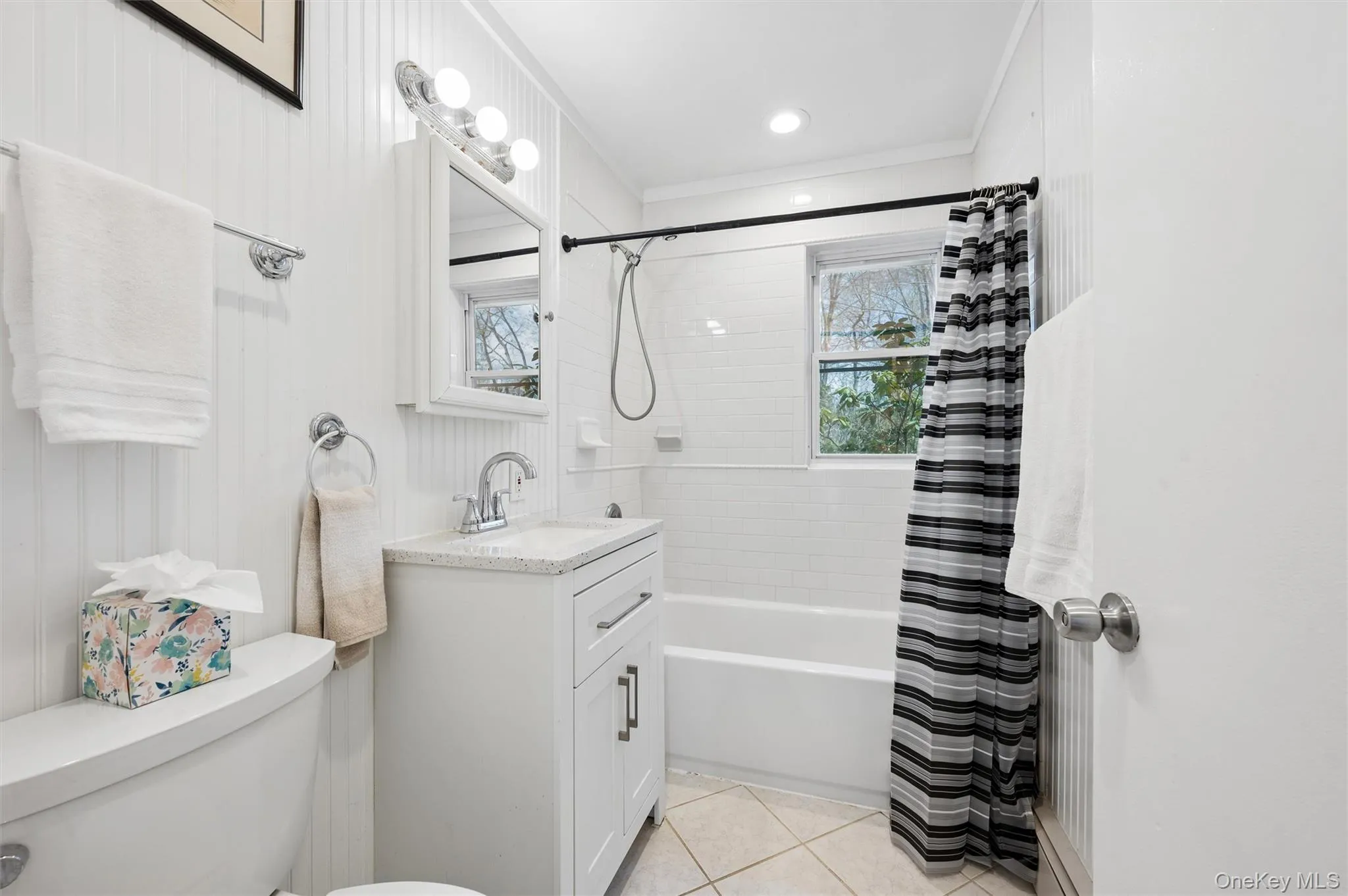 50 Hazelwood Avenue, Southampton, NY, 3 Bedrooms Bedrooms, 5 Rooms Rooms,2 BathroomsBathrooms,Residential Lease,For Rent,Hazelwood,0,972547 50 Hazelwood Avenue, Southampton, NY, 3 Bedrooms Bedrooms, 5 Rooms Rooms,2 BathroomsBathrooms,Residential Lease,For Rent,Hazelwood,0,972547