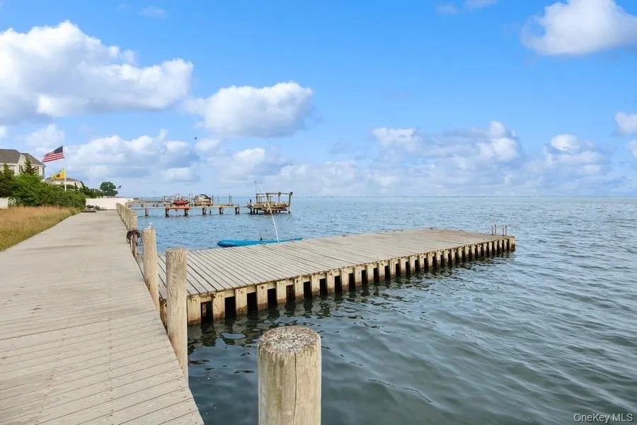 13 Seatuck Lane, Southampton, NY, 3 Bedrooms Bedrooms, 9 Rooms Rooms,4 BathroomsBathrooms,Residential Lease,For Rent,Seatuck,0,972554 13 Seatuck Lane, Southampton, NY, 3 Bedrooms Bedrooms, 9 Rooms Rooms,4 BathroomsBathrooms,Residential Lease,For Rent,Seatuck,0,972554