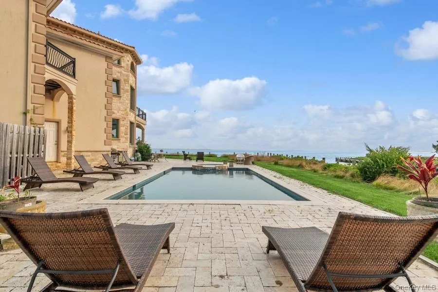 13 Seatuck Lane, Southampton, NY, 3 Bedrooms Bedrooms, 9 Rooms Rooms,4 BathroomsBathrooms,Residential Lease,For Rent,Seatuck,0,972554 13 Seatuck Lane, Southampton, NY, 3 Bedrooms Bedrooms, 9 Rooms Rooms,4 BathroomsBathrooms,Residential Lease,For Rent,Seatuck,0,972554