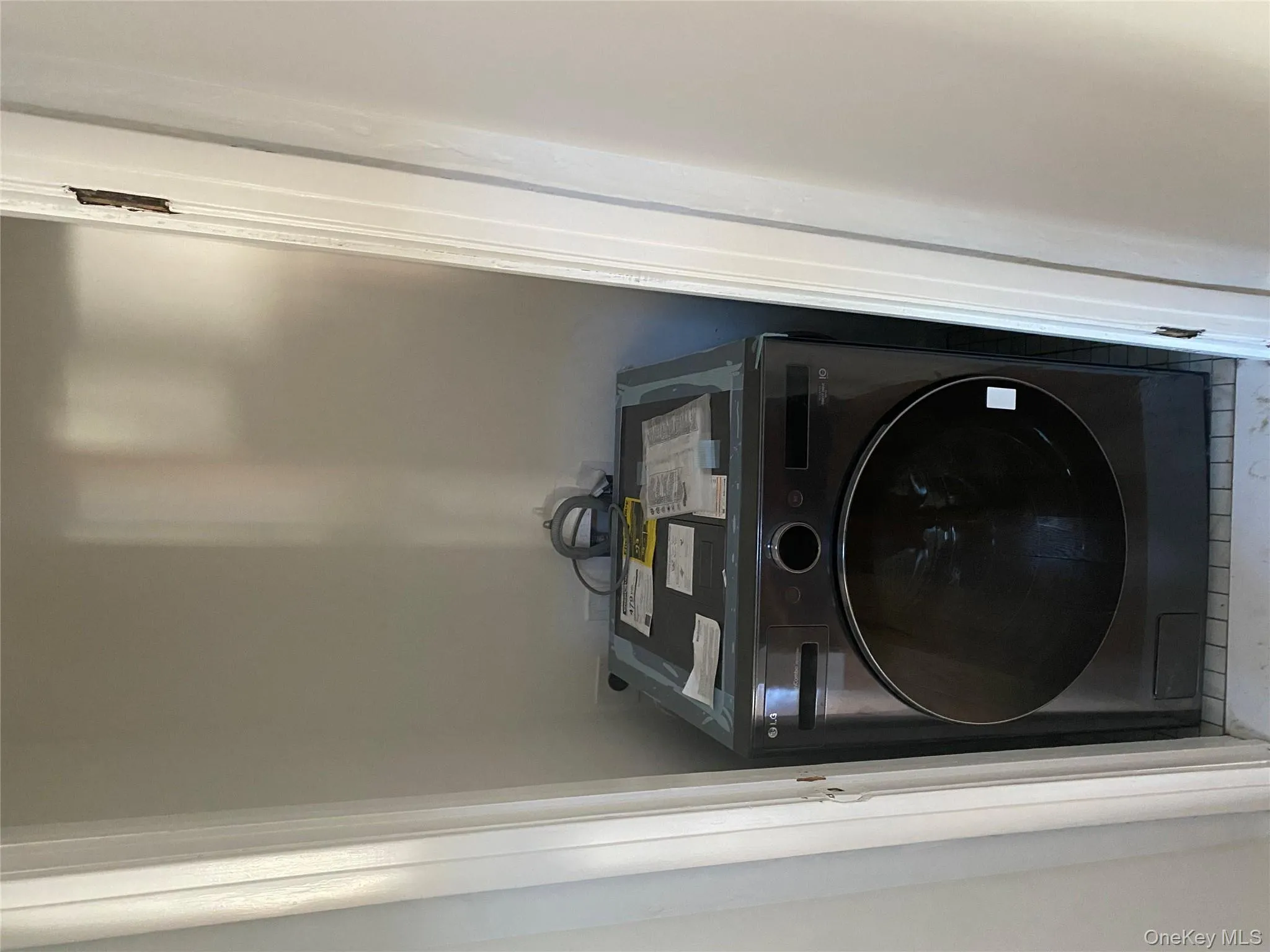 16403A 32nd Avenue, New York, NY, 3 Bedrooms Bedrooms, 6 Rooms Rooms,2 BathroomsBathrooms,Residential Lease,For Rent,32nd,0,972566 16403A 32nd Avenue, New York, NY, 3 Bedrooms Bedrooms, 6 Rooms Rooms,2 BathroomsBathrooms,Residential Lease,For Rent,32nd,0,972566