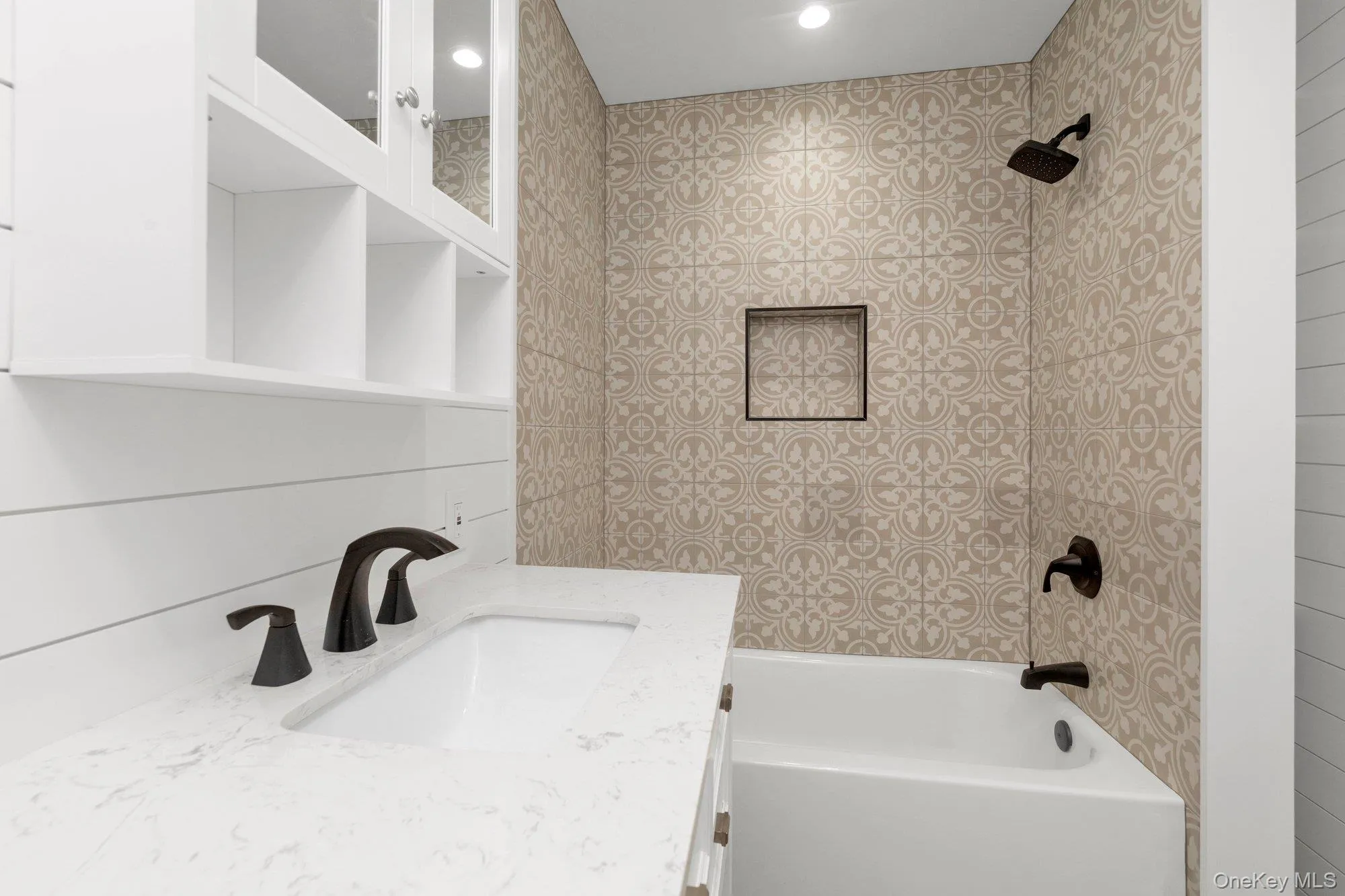 295 Plain Court, Hempstead, NY, 4 Bedrooms Bedrooms, 8 Rooms Rooms,2 BathroomsBathrooms,Residential Lease,For Rent,Plain,0,972600 295 Plain Court, Hempstead, NY, 4 Bedrooms Bedrooms, 8 Rooms Rooms,2 BathroomsBathrooms,Residential Lease,For Rent,Plain,0,972600