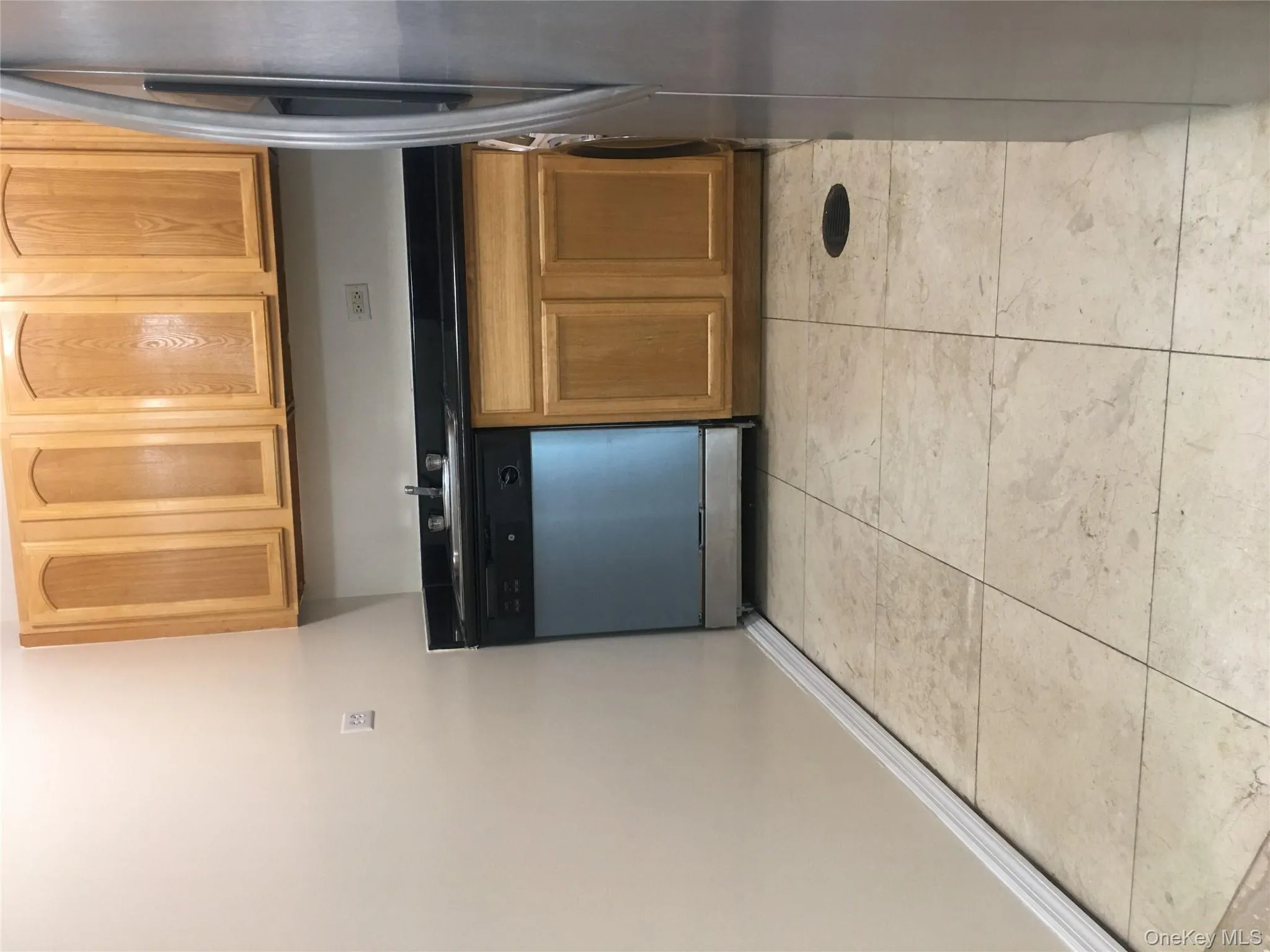 14144 84th Road, New York, NY, 1 Bedroom Bedrooms, 3 Rooms Rooms,1 BathroomBathrooms,Residential Lease,For Rent,84th,0,972601 14144 84th Road, New York, NY, 1 Bedroom Bedrooms, 3 Rooms Rooms,1 BathroomBathrooms,Residential Lease,For Rent,84th,0,972601
