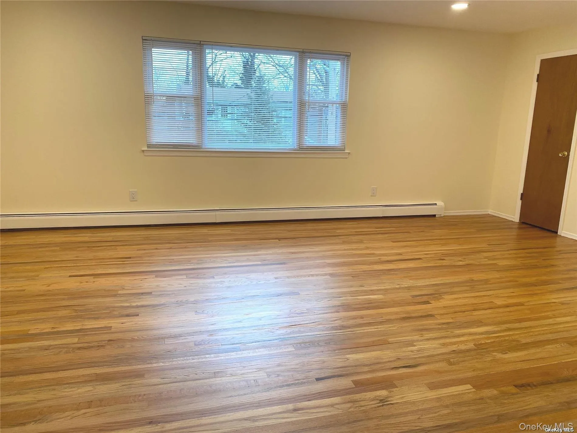 69 Inwood Road, North Hempstead, NY, 3 Bedrooms Bedrooms, 6 Rooms Rooms,1 BathroomBathrooms,Residential Lease,For Rent,Inwood,0,972602 69 Inwood Road, North Hempstead, NY, 3 Bedrooms Bedrooms, 6 Rooms Rooms,1 BathroomBathrooms,Residential Lease,For Rent,Inwood,0,972602