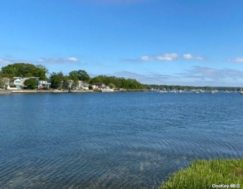 69 Inwood Road, North Hempstead, NY, 3 Bedrooms Bedrooms, 6 Rooms Rooms,1 BathroomBathrooms,Residential Lease,For Rent,Inwood,0,972602 69 Inwood Road, North Hempstead, NY, 3 Bedrooms Bedrooms, 6 Rooms Rooms,1 BathroomBathrooms,Residential Lease,For Rent,Inwood,0,972602