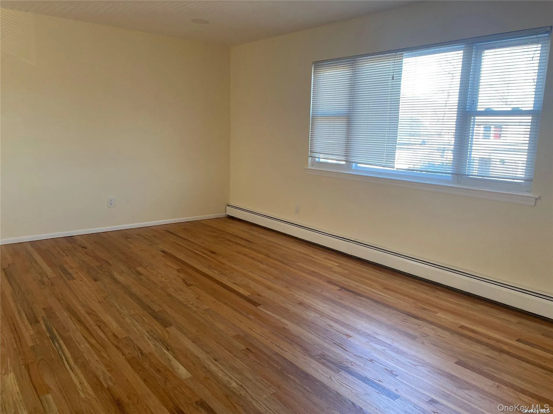 69 Inwood Road, North Hempstead, NY, 3 Bedrooms Bedrooms, 6 Rooms Rooms,1 BathroomBathrooms,Residential Lease,For Rent,Inwood,0,972602 69 Inwood Road, North Hempstead, NY, 3 Bedrooms Bedrooms, 6 Rooms Rooms,1 BathroomBathrooms,Residential Lease,For Rent,Inwood,0,972602