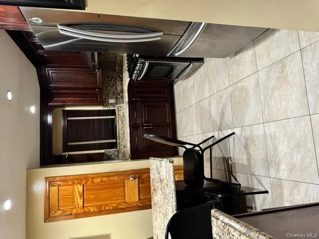 17311 Booth Memorial Avenue, New York, NY, 3 Bedrooms Bedrooms, 5 Rooms Rooms,3 BathroomsBathrooms,Residential Lease,For Rent,Booth Memorial,0,972603 17311 Booth Memorial Avenue, New York, NY, 3 Bedrooms Bedrooms, 5 Rooms Rooms,3 BathroomsBathrooms,Residential Lease,For Rent,Booth Memorial,0,972603