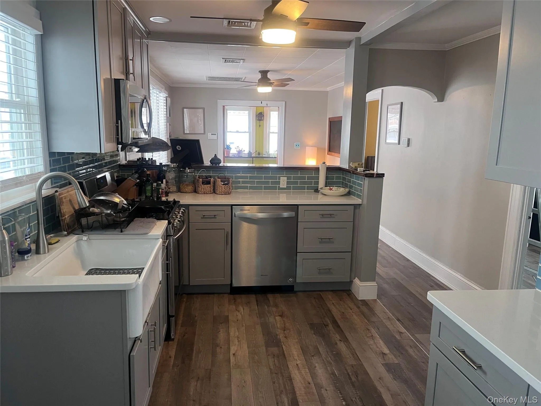 Kitchen with Stainless Steel appliances, gas cooking and a dishwasher Kitchen with Stainless Steel appliances, gas cooking and a dishwasher