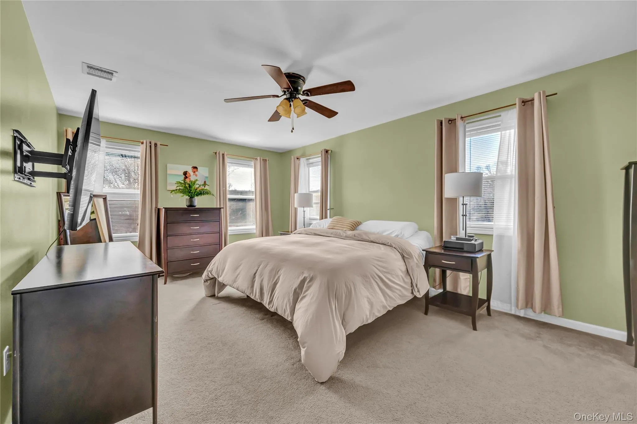 4 Natchu Court, Blooming Grove, NY, 4 Bedrooms Bedrooms, 13 Rooms Rooms,3 BathroomsBathrooms,Residential,For Rent,Natchu,0,972607 4 Natchu Court, Blooming Grove, NY, 4 Bedrooms Bedrooms, 13 Rooms Rooms,3 BathroomsBathrooms,Residential,For Rent,Natchu,0,972607