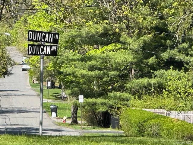 78 Duncan Avenue, Cornwall, NY, 1 Bedroom Bedrooms, 4 Rooms Rooms,1 BathroomBathrooms,Residential Lease,For Rent,Duncan,0,972610 78 Duncan Avenue, Cornwall, NY, 1 Bedroom Bedrooms, 4 Rooms Rooms,1 BathroomBathrooms,Residential Lease,For Rent,Duncan,0,972610