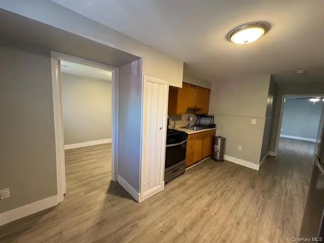 78 Duncan Avenue, Cornwall, NY, 1 Bedroom Bedrooms, 4 Rooms Rooms,1 BathroomBathrooms,Residential Lease,For Rent,Duncan,0,972610 78 Duncan Avenue, Cornwall, NY, 1 Bedroom Bedrooms, 4 Rooms Rooms,1 BathroomBathrooms,Residential Lease,For Rent,Duncan,0,972610