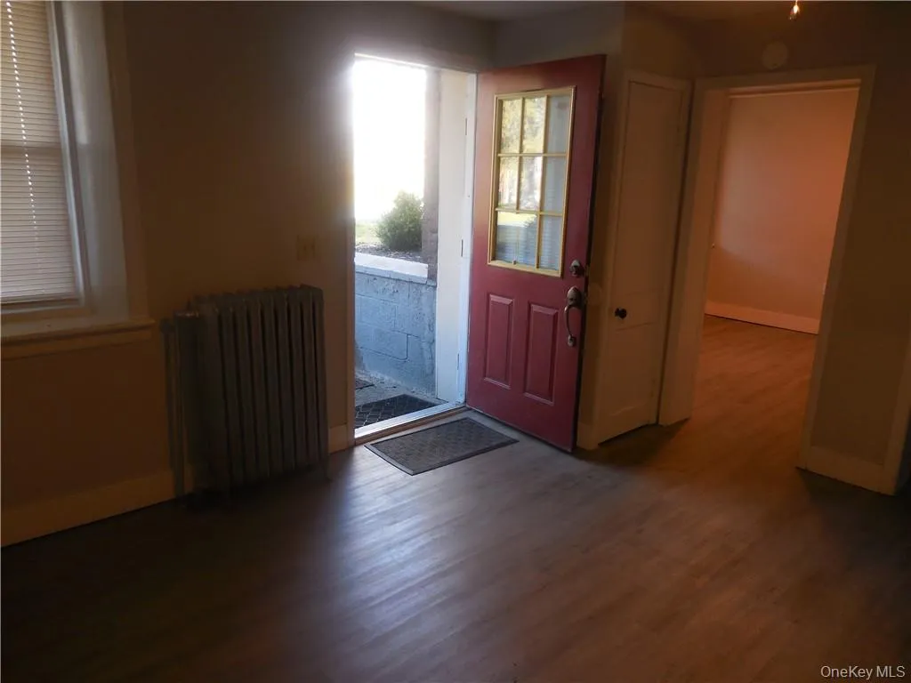 78 Duncan Avenue, Cornwall, NY, 1 Bedroom Bedrooms, 4 Rooms Rooms,1 BathroomBathrooms,Residential Lease,For Rent,Duncan,0,972610 78 Duncan Avenue, Cornwall, NY, 1 Bedroom Bedrooms, 4 Rooms Rooms,1 BathroomBathrooms,Residential Lease,For Rent,Duncan,0,972610